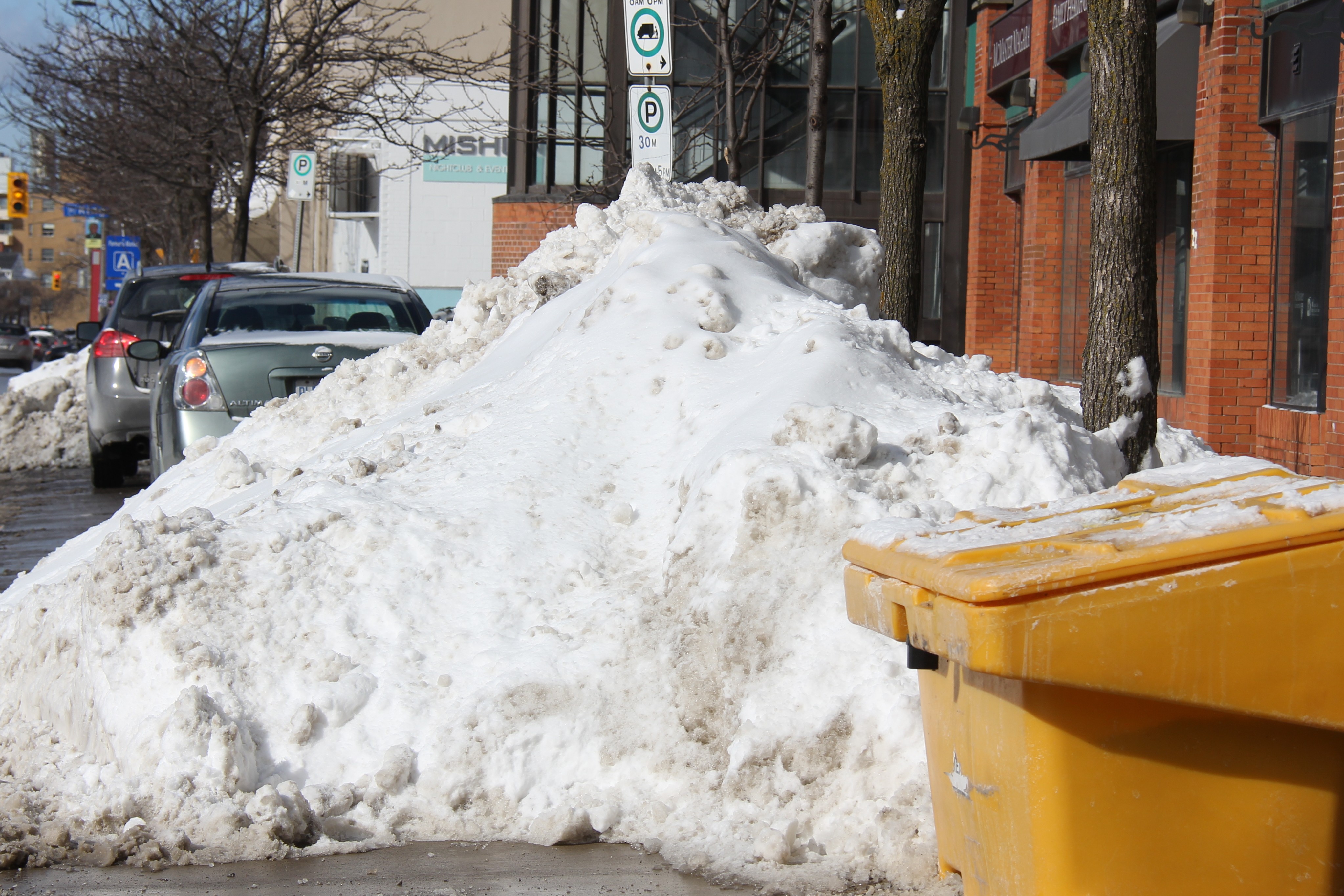 The City will remove snow from areas downtown.